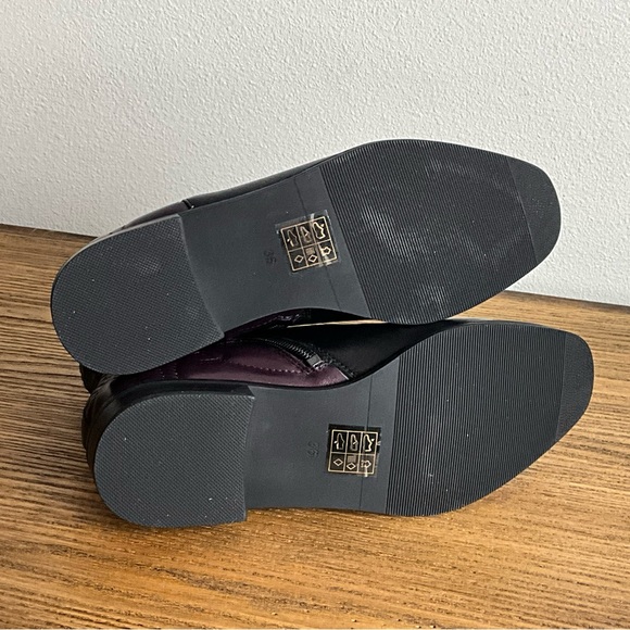 Canal Grande Percy Black and Burgundy Leather Ankle Boots, New in Box - Picture 7 of 7